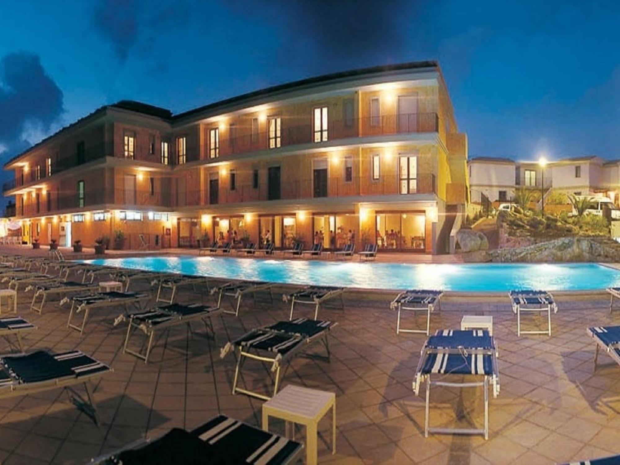 Borgo Saraceno Hotel-Residence Santa Teresa Gallura Ngoại thất bức ảnh